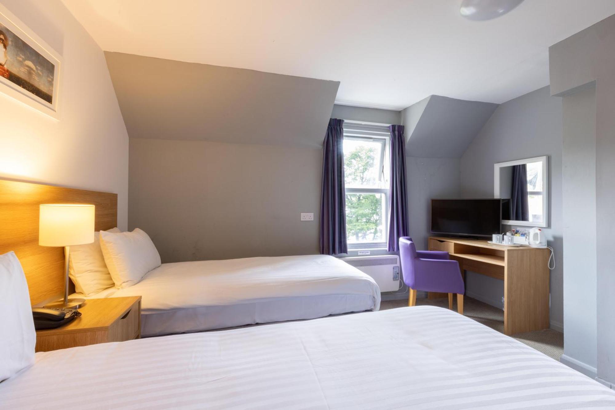 The Caledonian Claymore Hotel Arrochar Quarto foto